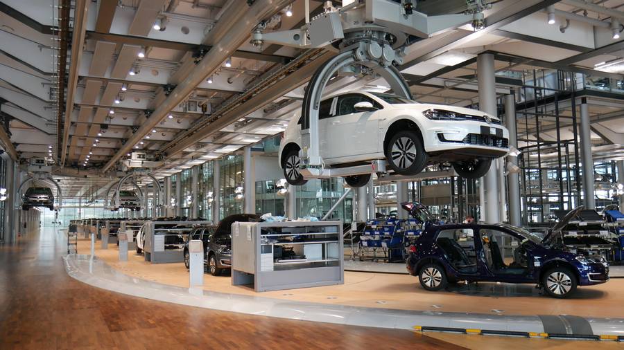 Ligne de montage de la egolf chez Volkswagen à Dresde (Alelmagne)